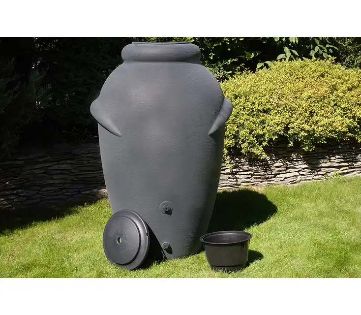 Duży ozdobny zbiornik na deszczówkę Aquacan, antracyt, 360L + kran + zestaw przyłączy